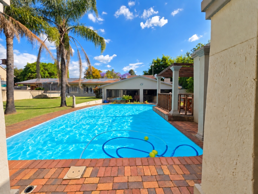 4 Bedroom Property for Sale in Wilkoppies North West